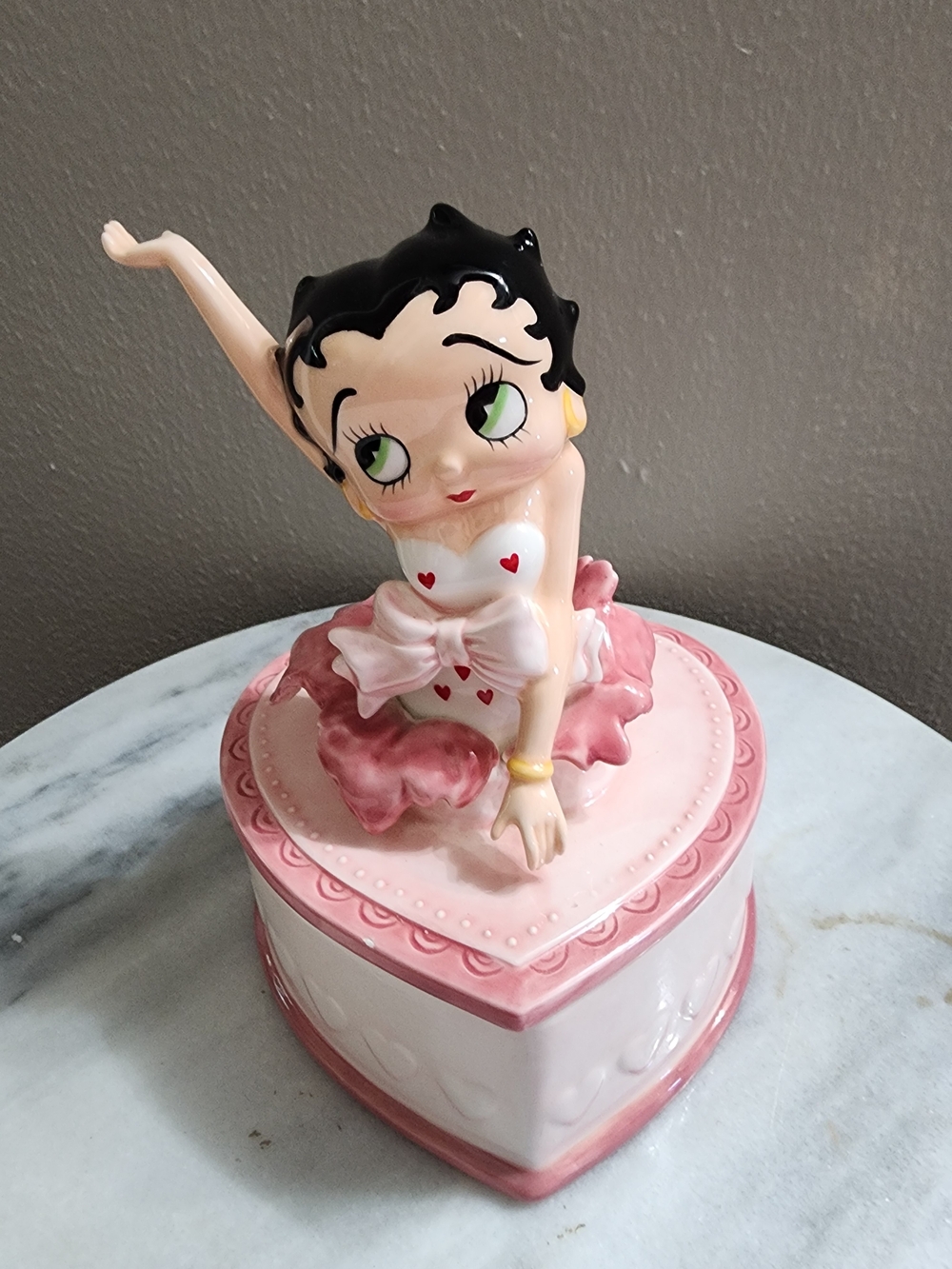 Betty Boop Pink Heart Musical Jewelry Box